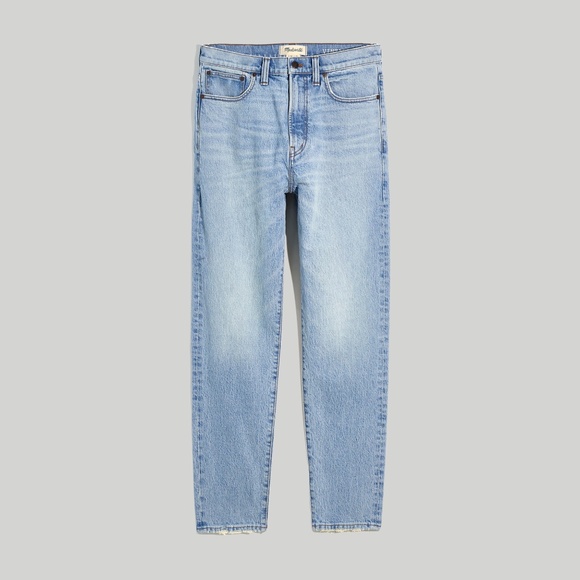 Madewell Vintage Taper Jeans in Becklow Wash - Picture 1 of 6